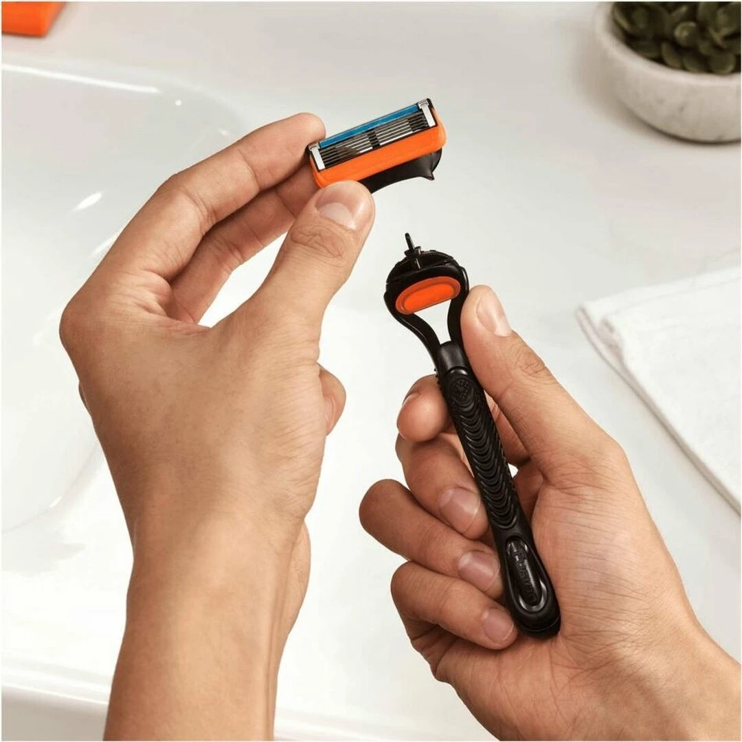 Gillette® Gillette Fusion 5 Scheermesjes 4 Stuks - Afbeelding 2